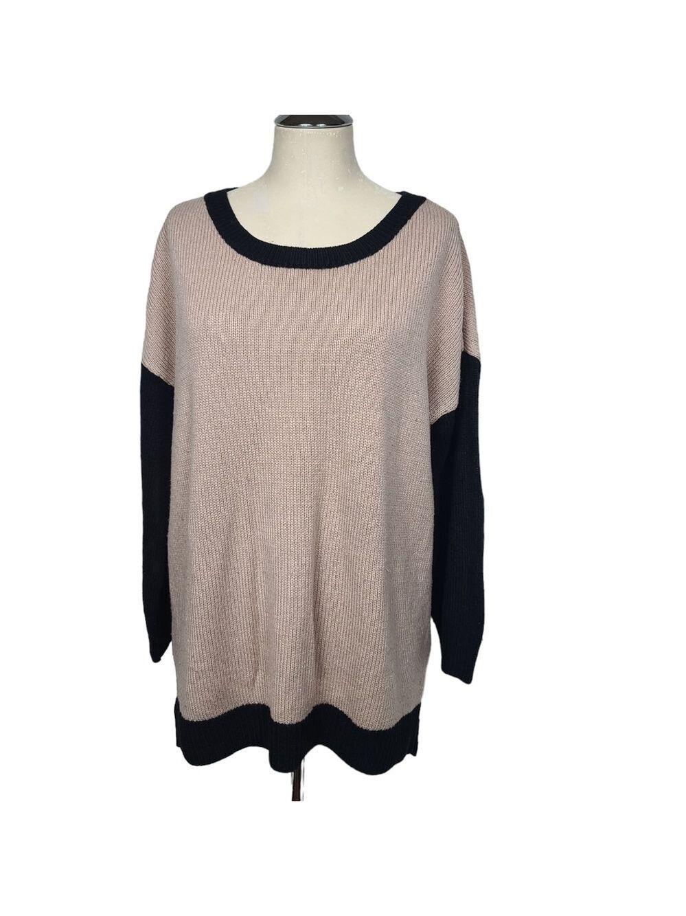 Torrid Beige Black Sweater L